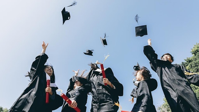香港留学成内地学生首选，申请难度越来越大！