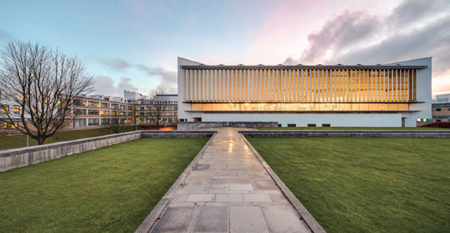 Lancaster University 兰卡斯特大学